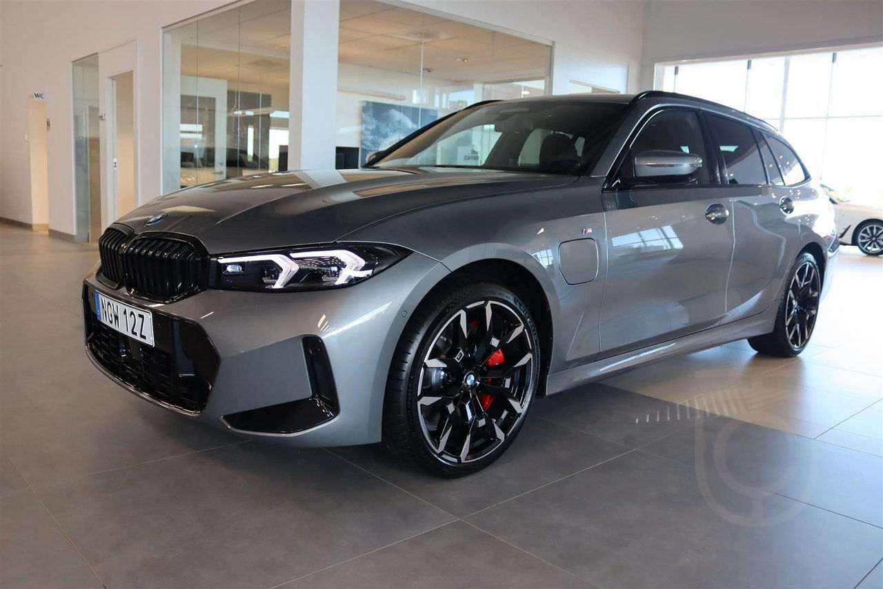 BMW 330e xDrive Touring LCI II M-Sport Business Launch Edt P