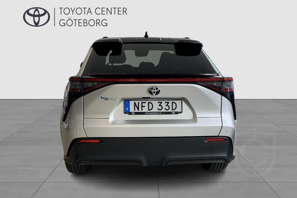 Toyota bZ4X 2WD STYLE PREMIUMPAKET PANORAMAGLASTAK BI-TONE