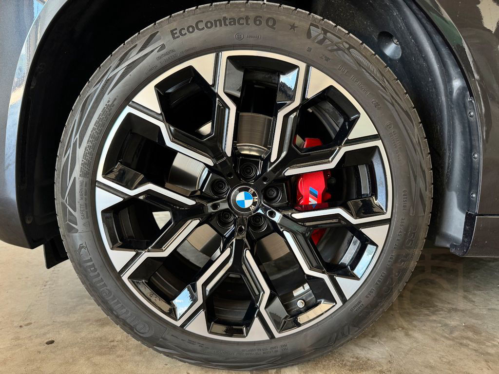 BMW X3 30e M-PAKET / INNO-PAKE T / ICONIC GLOW