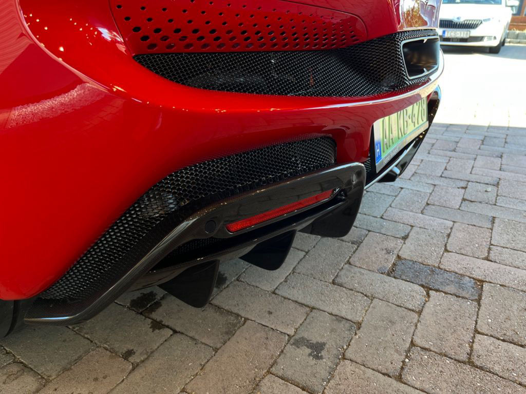 Ferrari 296 GTS