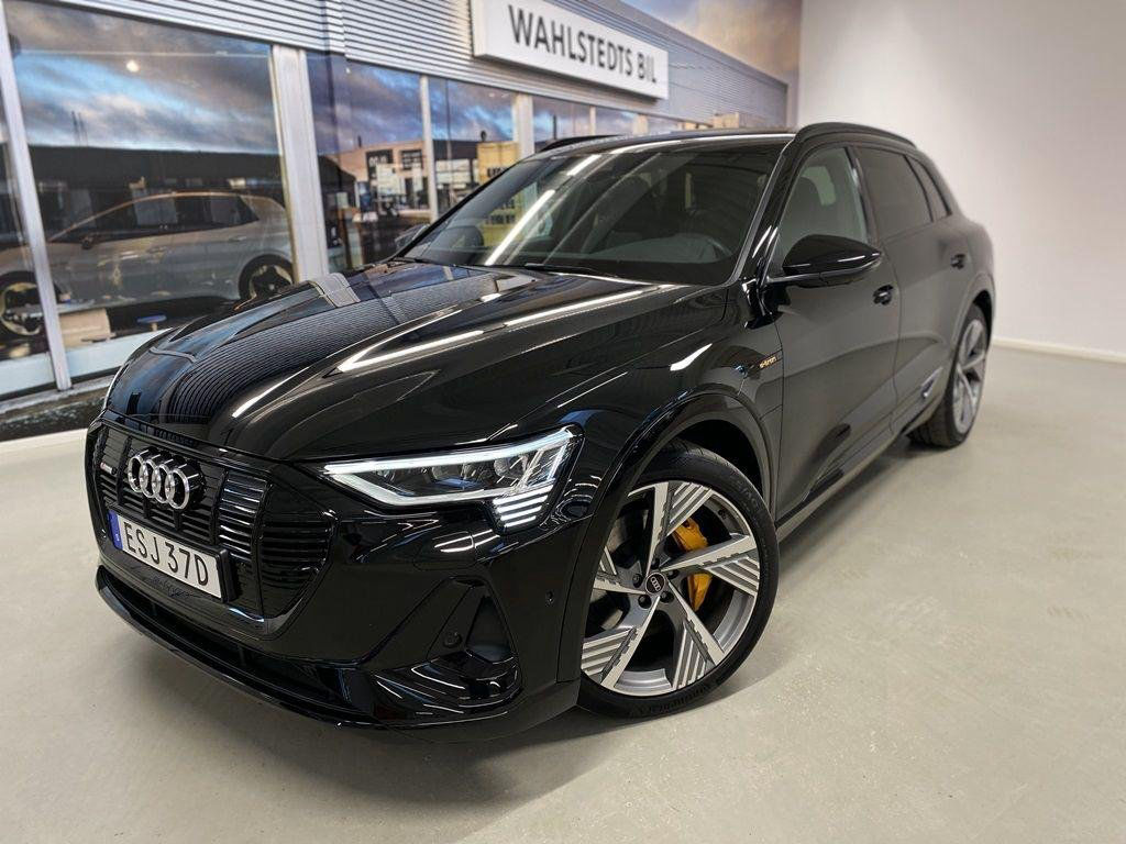 Audi E-Tron Fast