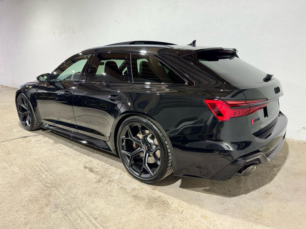 Audi RS6 performance 4.0 TFSI -SCHALENSITZE-