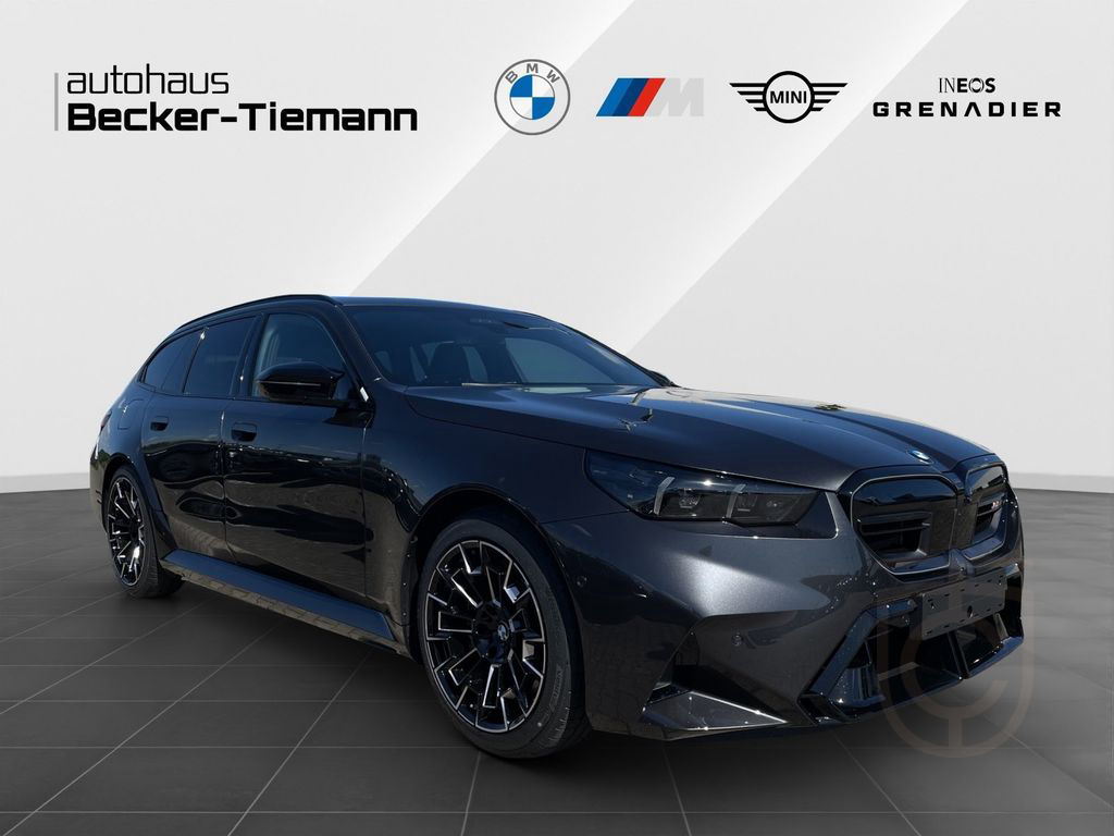 BMW M5 Touring - UPE 157.730,- € 0,5% Versteuerung!!