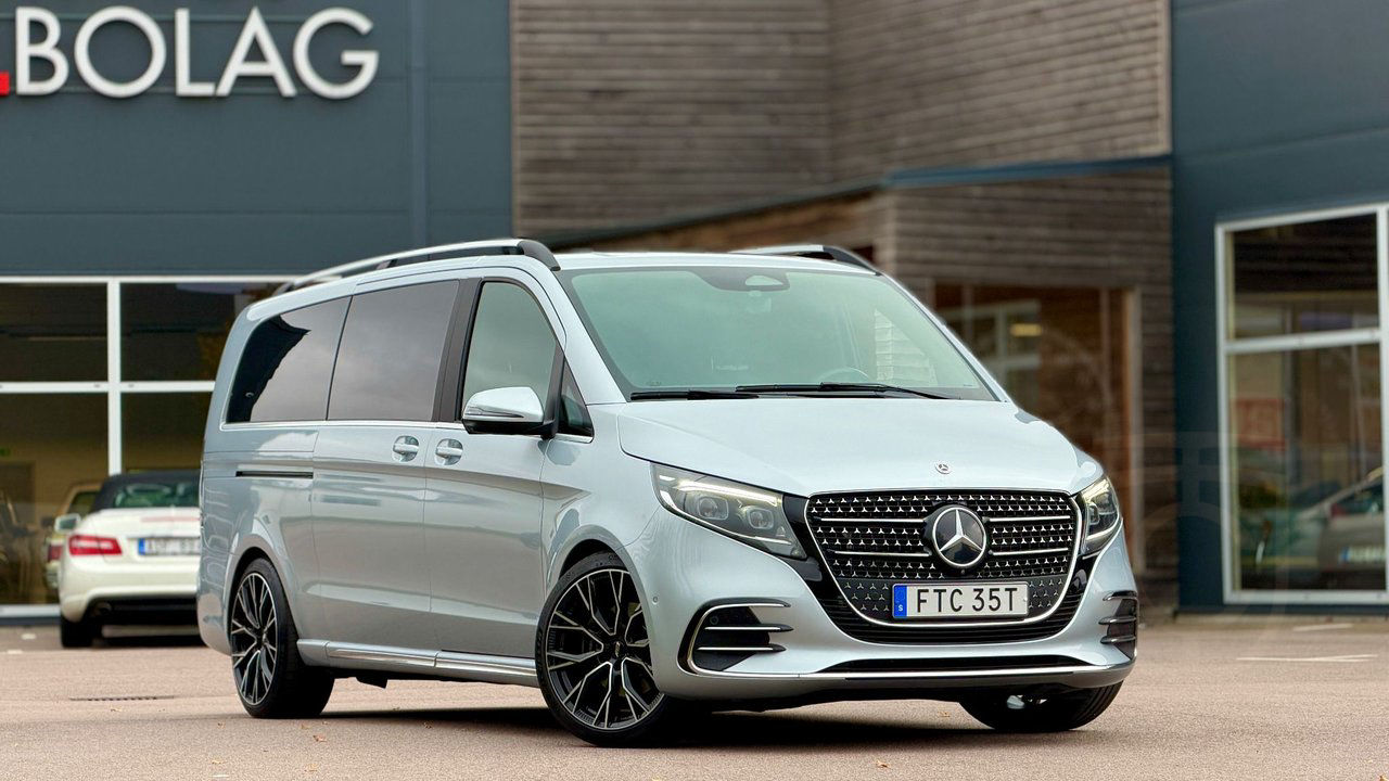 Mercedes-Benz V 300d 4MATIC 3.2t AMG Burmester 360