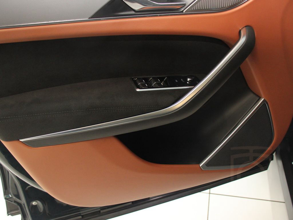 Jaguar F-Pace P575 SVR 575 EDITION AWD