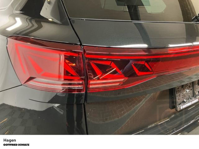 Volkswagen Touareg 3.0 TDI 4MOTION R-Line Black StylePANO+M