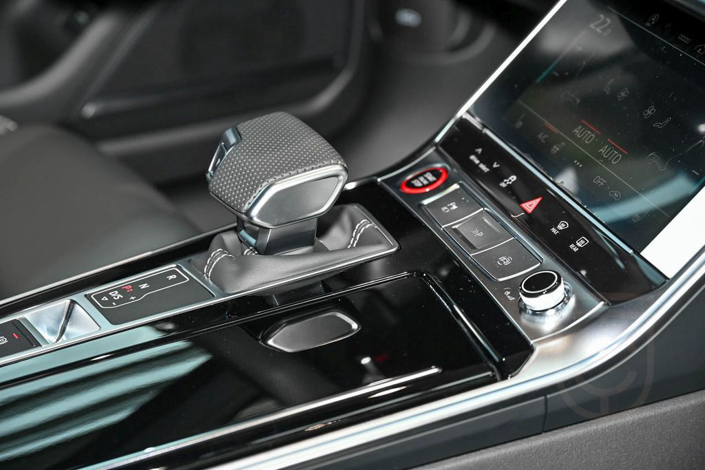 Audi S6 Avant TDI 253(344) kW(PS) tiptronic Navi Led
