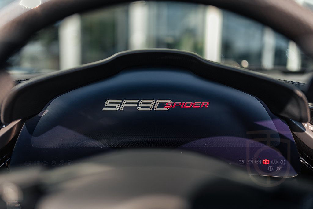 Ferrari SF90 Spider 4.0 V8 DCT 735kW 2024