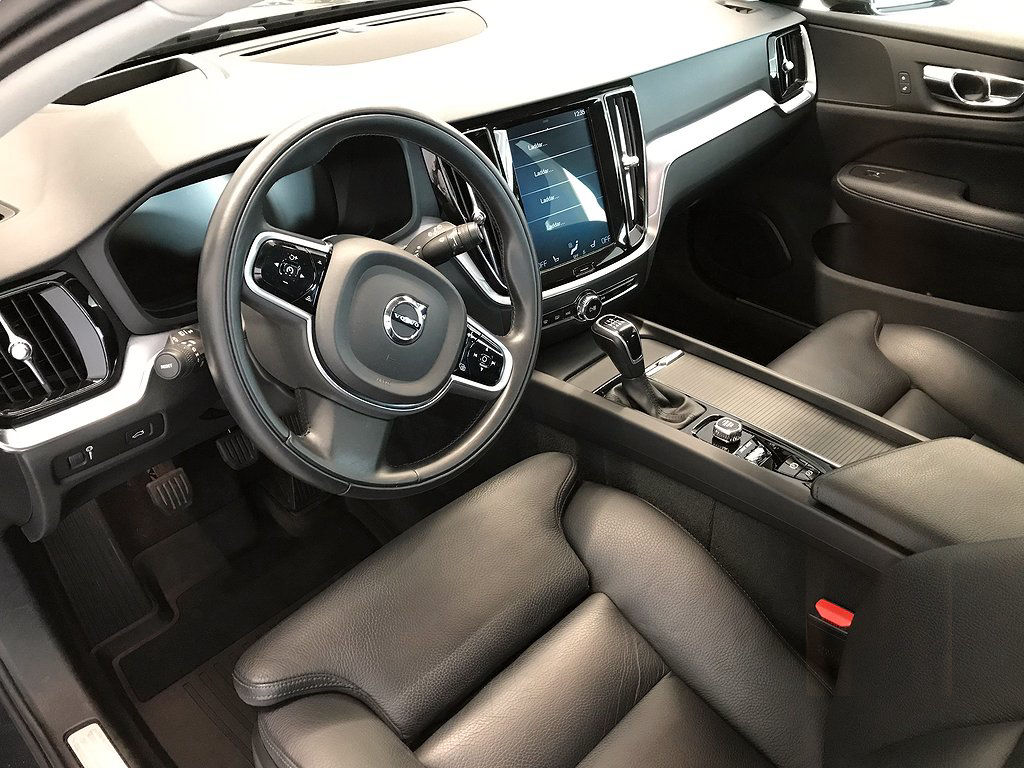 Volvo V60 D3 Momentum Pro Edition