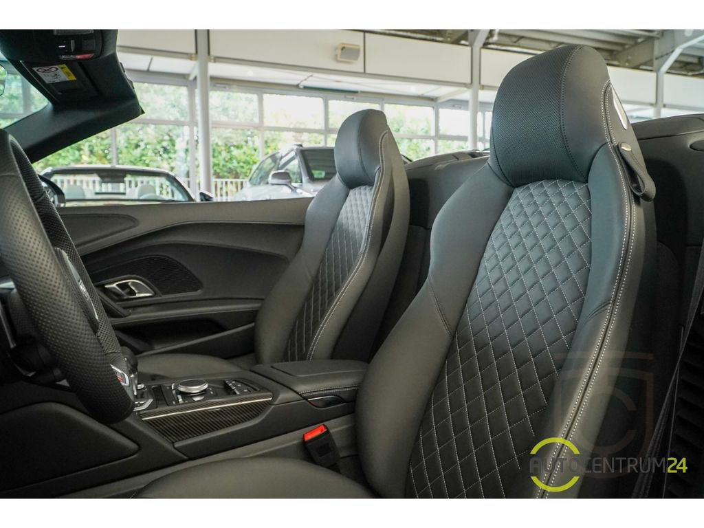 Audi R8 Spyder perform Carbon B&O Garantie 12.2028