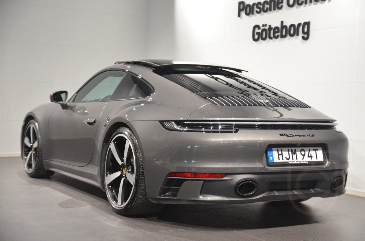 Porsche 911 Carrera 4S