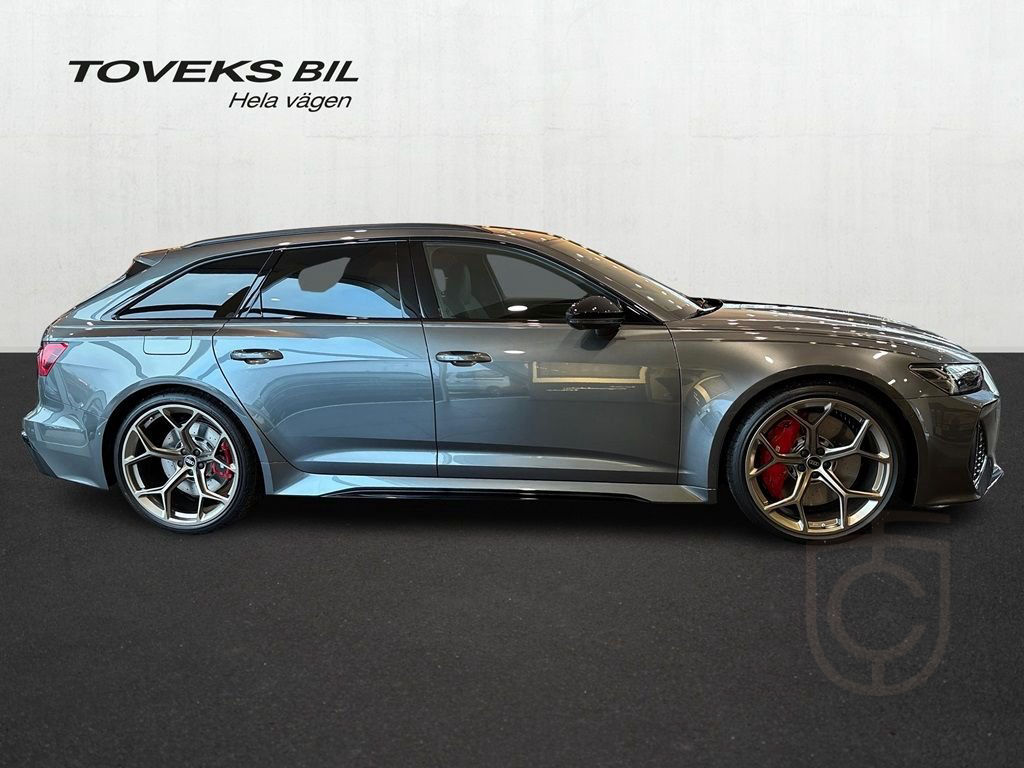 Audi RS6 Avant RS 6 AVANT PERFORMANCE