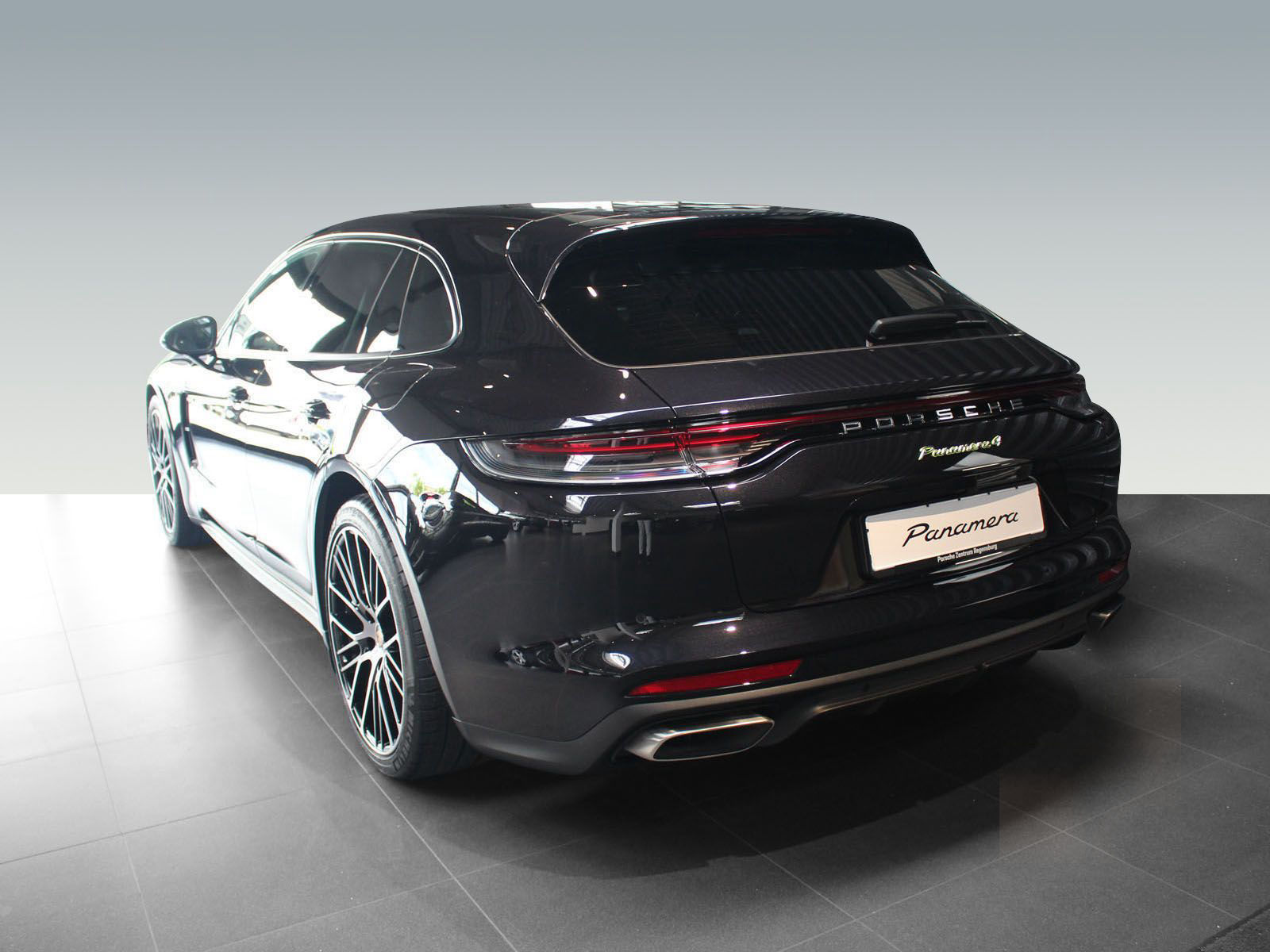 Porsche Panamera 4 E-Hybrid Sport Turismo