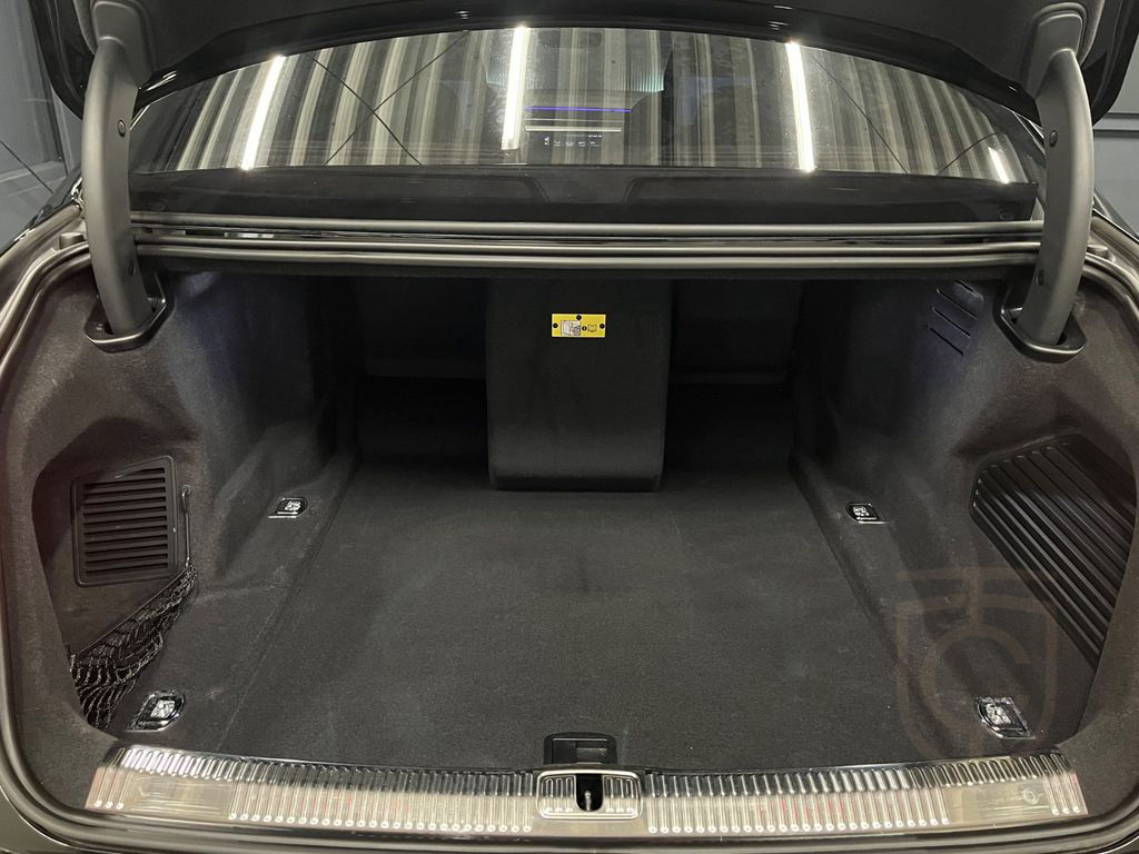 Audi A8 50 TDI L quattro Long*3x TV*Kühlbox*Nachtsich