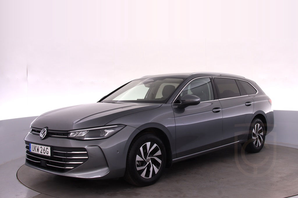 Volkswagen Passat Variant 1.5 eTSI DSG Sequential 110kW 2024