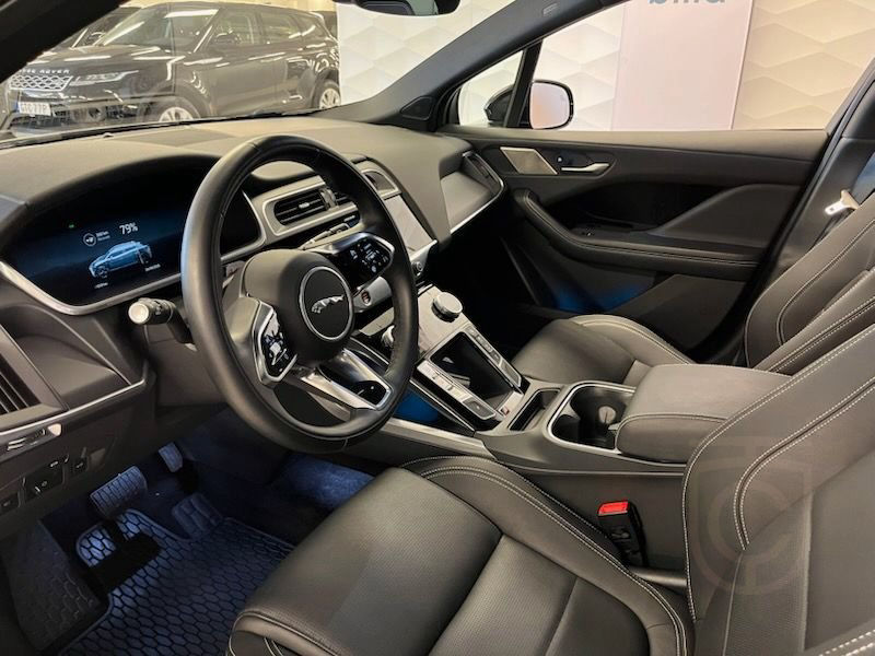 Jaguar I-Pace EV400 R-Dynamic