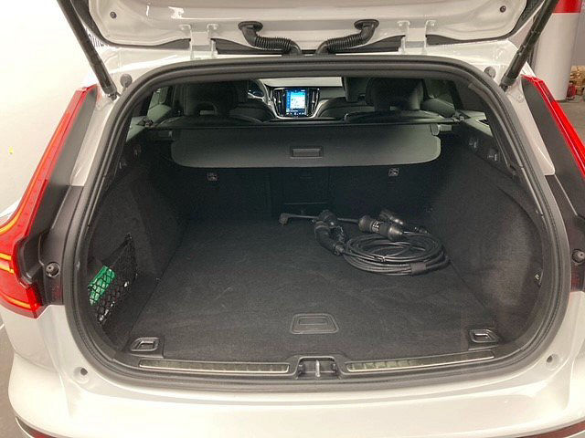 Volvo V60 Recharge T6 R-Design