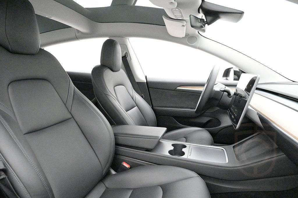 Tesla Model 3 Standard Range