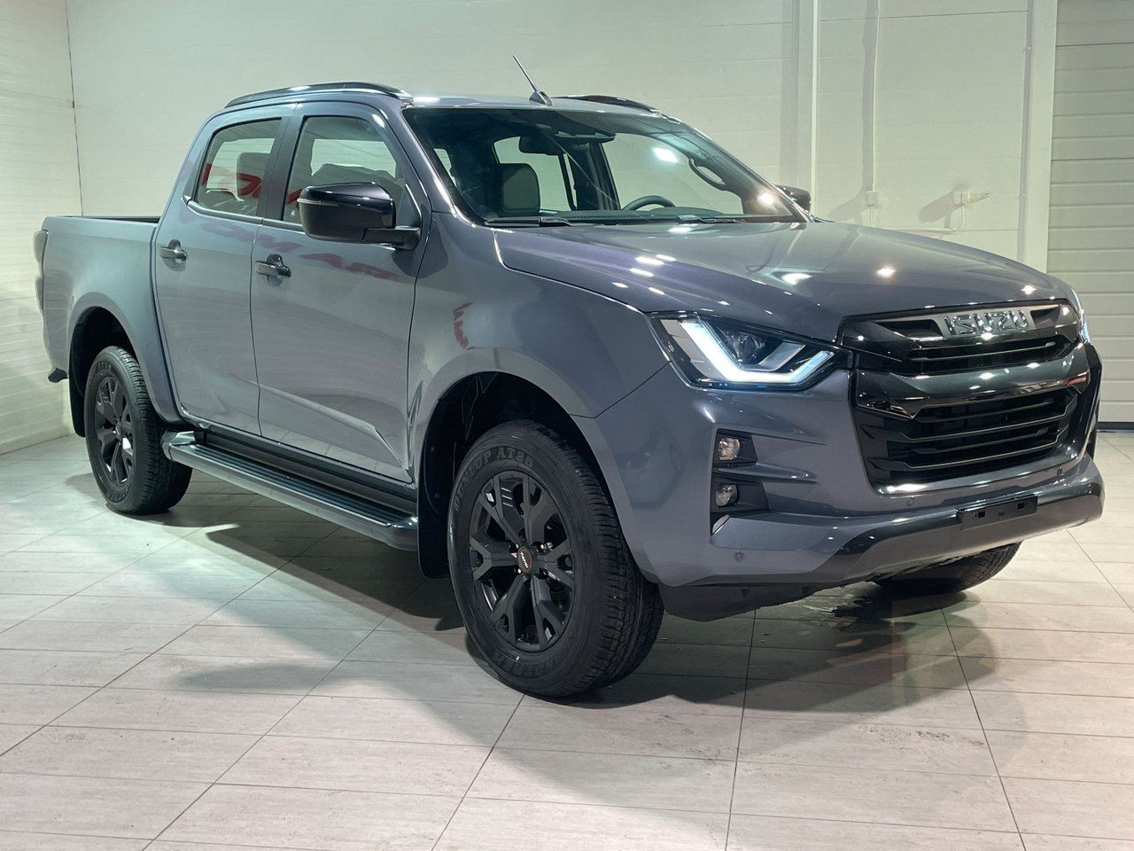 Isuzu D-Max XRX CNG