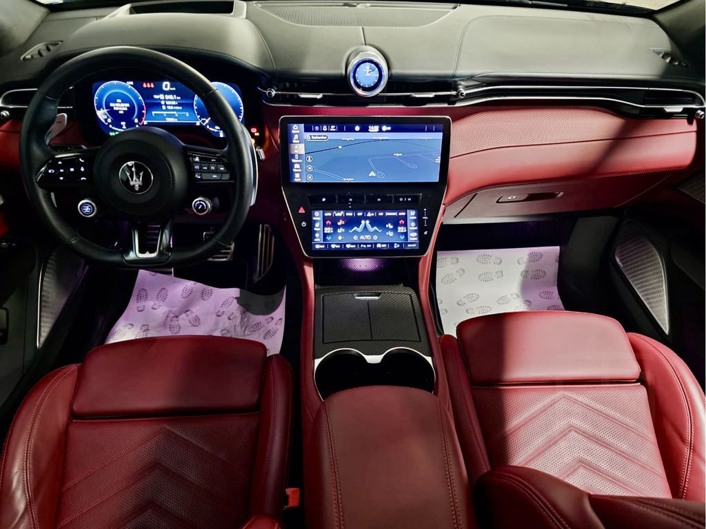Maserati Grecale 3.0 V6 TROFEO CARBON SONUS PANO CUIR NAV