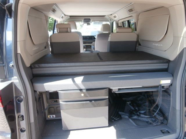 Volkswagen T7 California Beach Camper