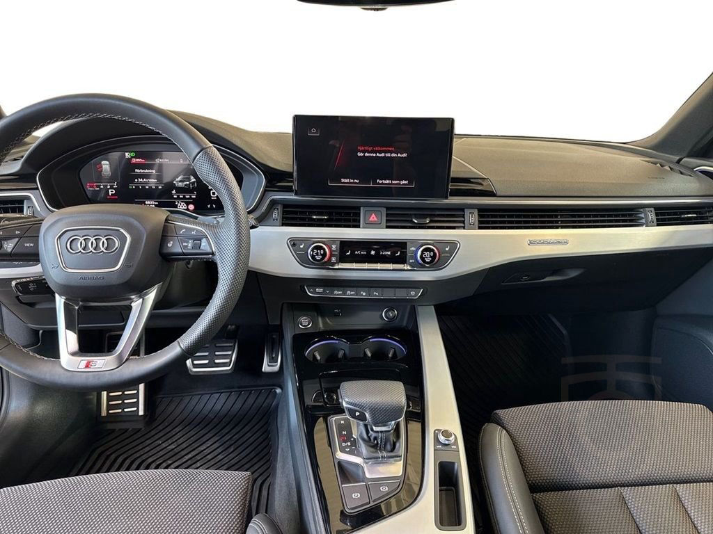 Audi A4 40 TFSI QUATTRO S LINE