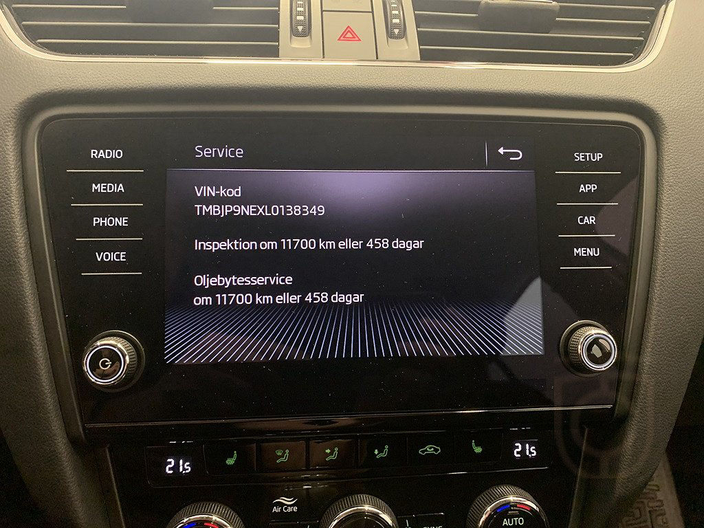 Skoda Octavia Kombi Ambition 1.0 TSI 115 drag och värmare