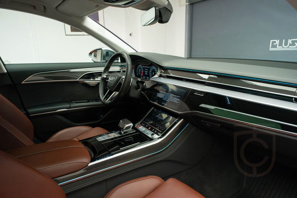 Audi S8 TFSI quattro tiptronic