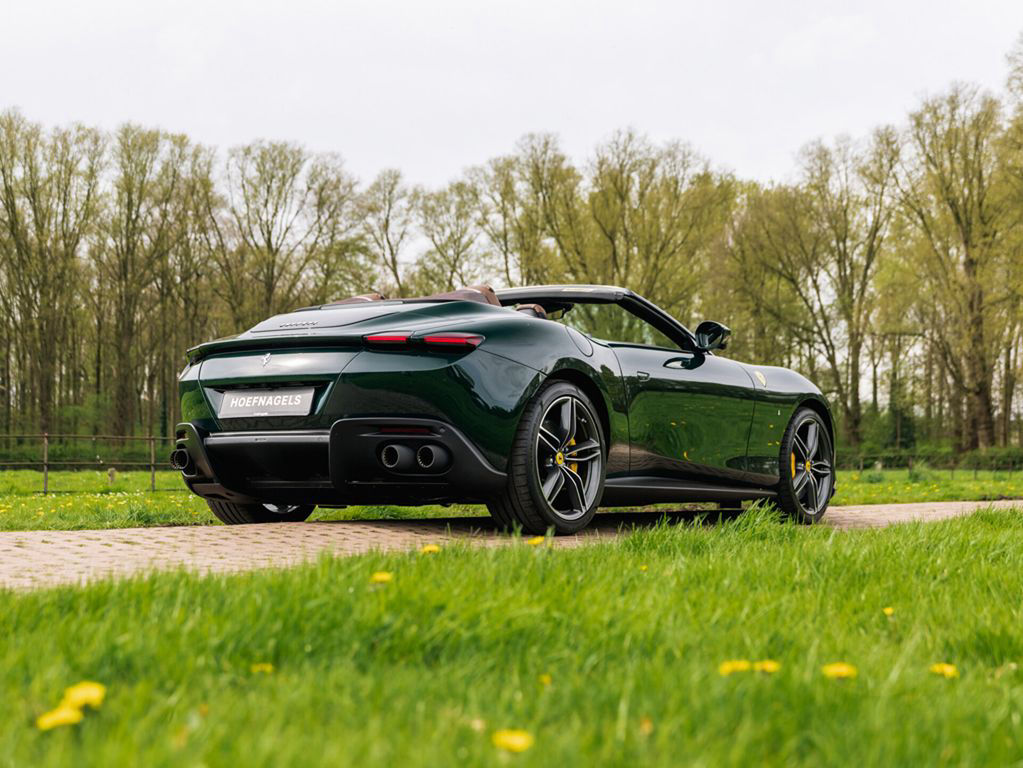Ferrari Roma Spider 3.9 V8 Carbon, Adas, kamera