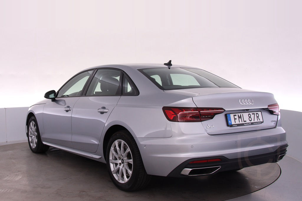 Audi A4 Sedan 40 TDI quattro