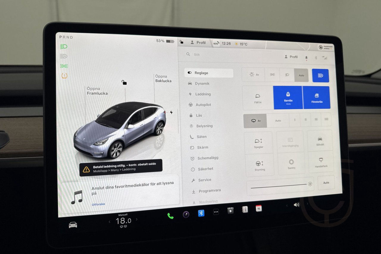 Tesla Model Y Long Range AWD Autopilot Panorama