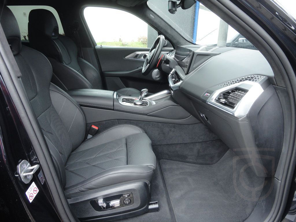 BMW XM,AHK,B&W,Sitzbelüft.+Massage,Leder schwarz,23"