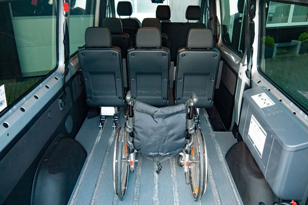 Mercedes-Benz Sprinter 317 WSZ RAMPE Liegend-Rollstuhl LMW BTW