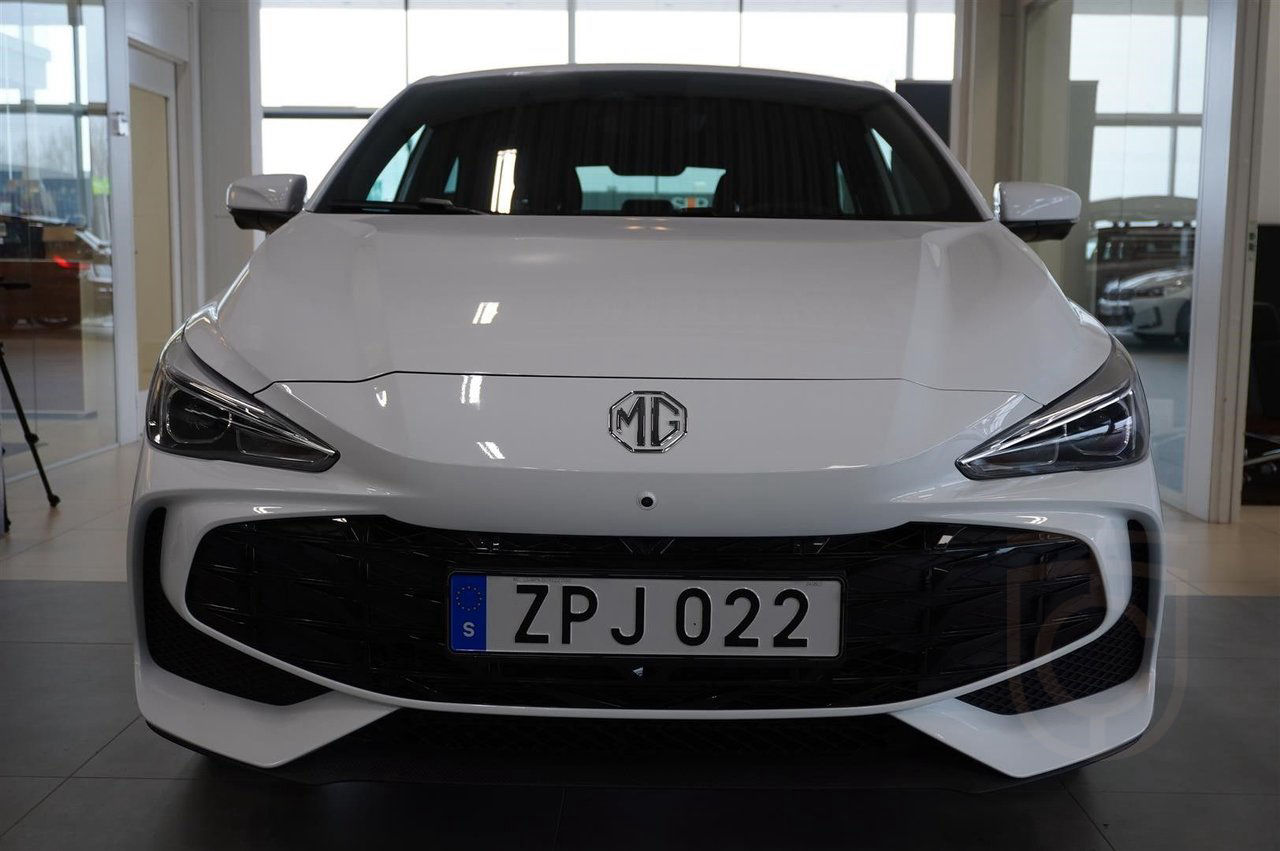 MG 3 Mg3 Lux HEV 1.5 AT