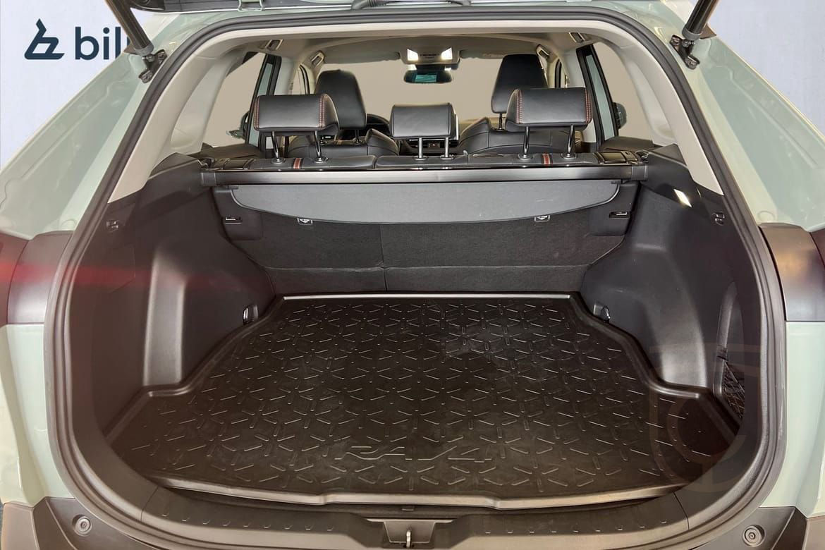Toyota RAV4 Hybrid AWD-i ADVENTURE 2,5 BI-TONE