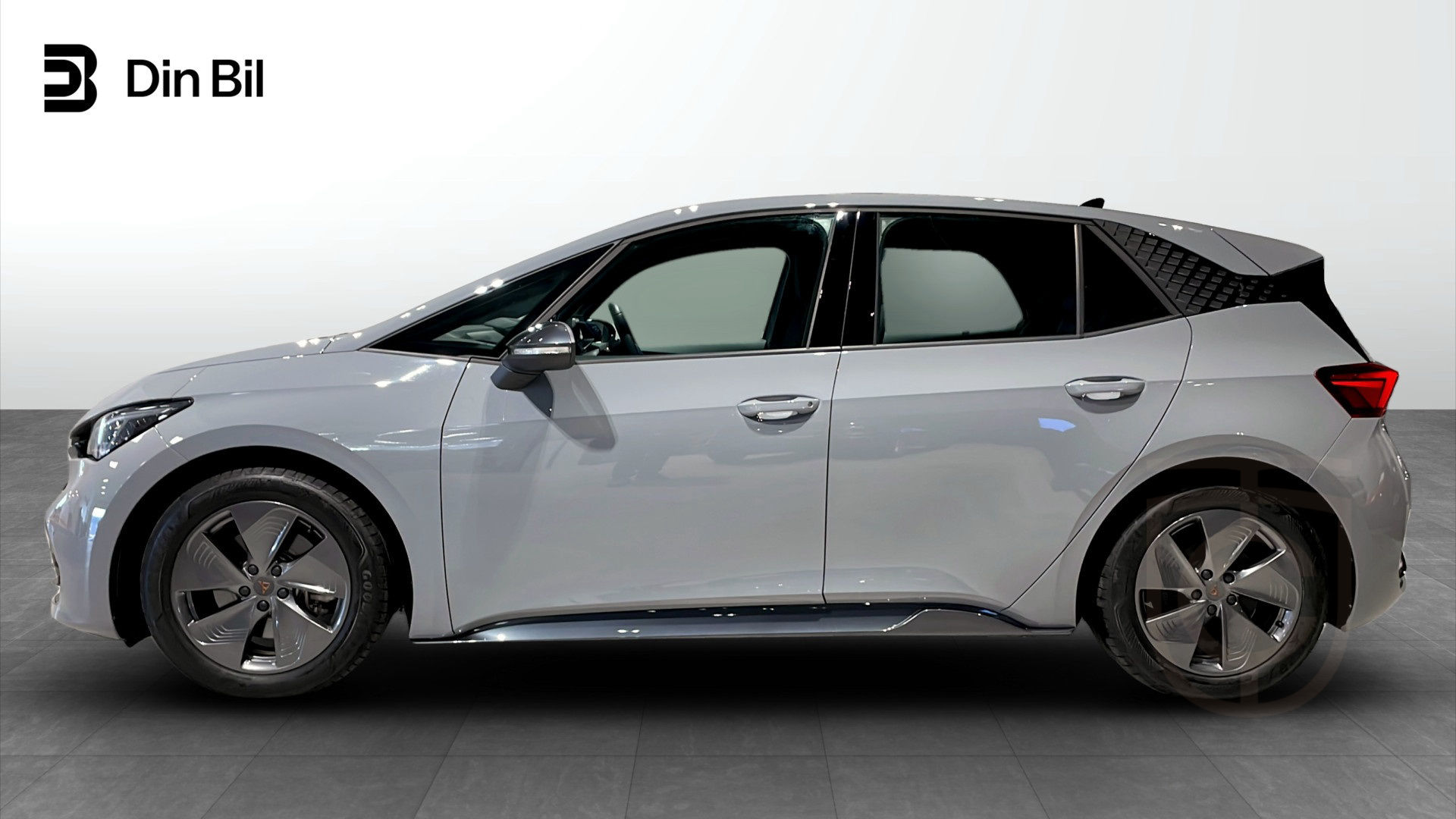 CUPRA Born 58
