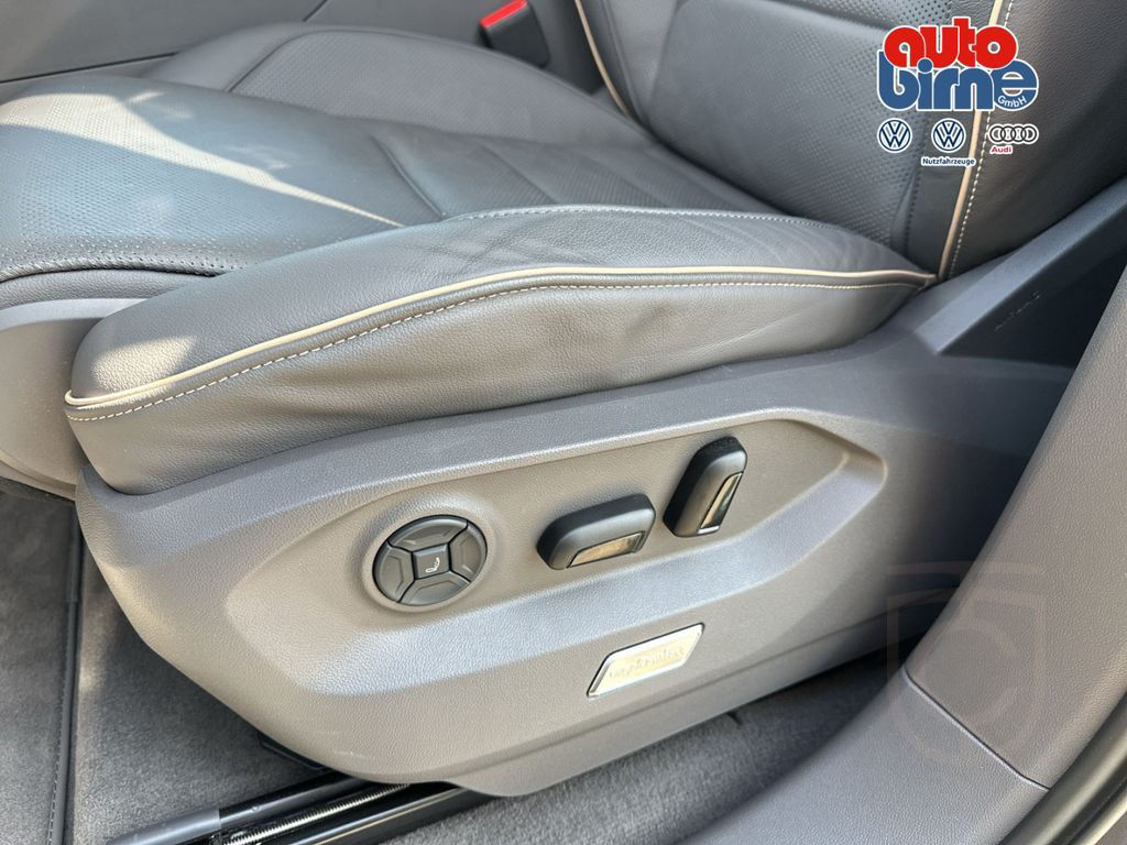 Volkswagen Touareg 3.0 V6 TDI R-Line 4Motion BlackStyle HUD