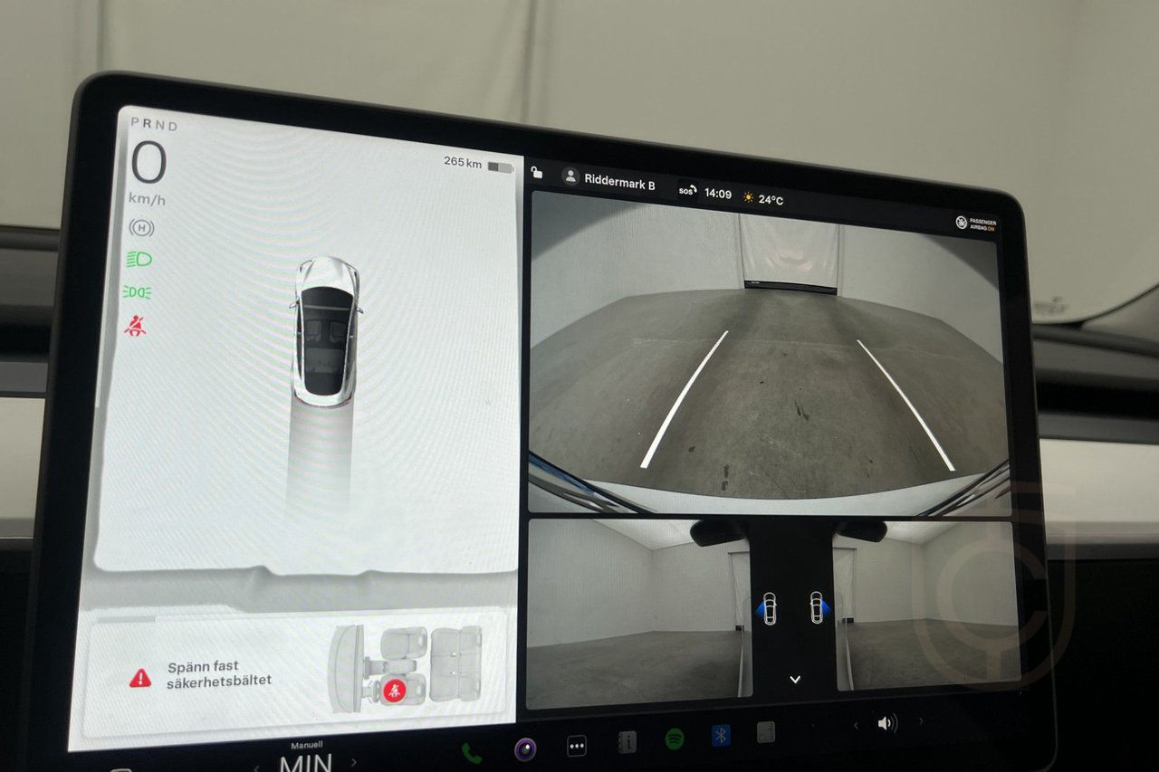 Tesla Model 3 Long Range AWD Autopilot Ljus
