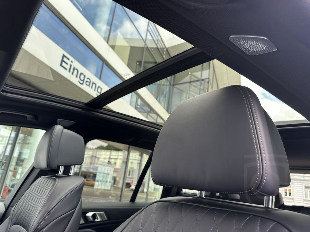 BMW X5 xDrive45e M Sport Laser Pano DA Prof PA+ B&W