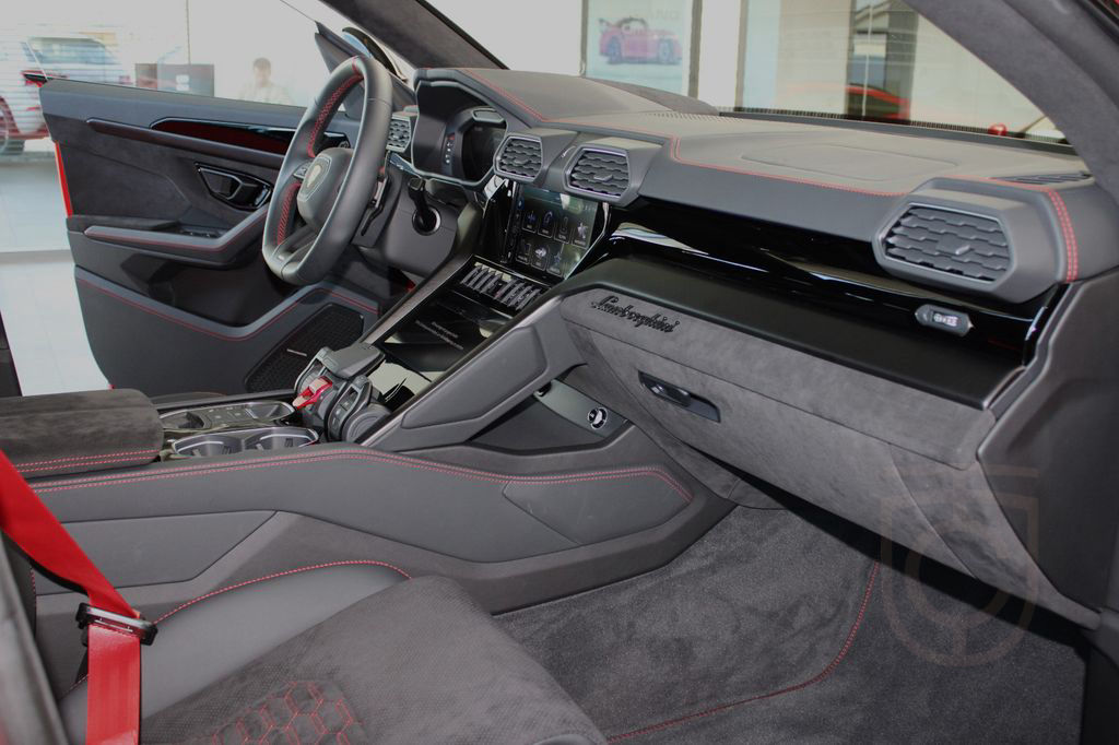 Lamborghini URUS * S * B&O 3D/BLACK &STYLE-PACK/PANORAMA/23"