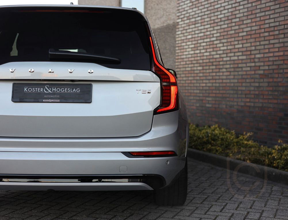Volvo XC 90 Ultra Dark Recharge AWD *Massage*B&W*Luft*