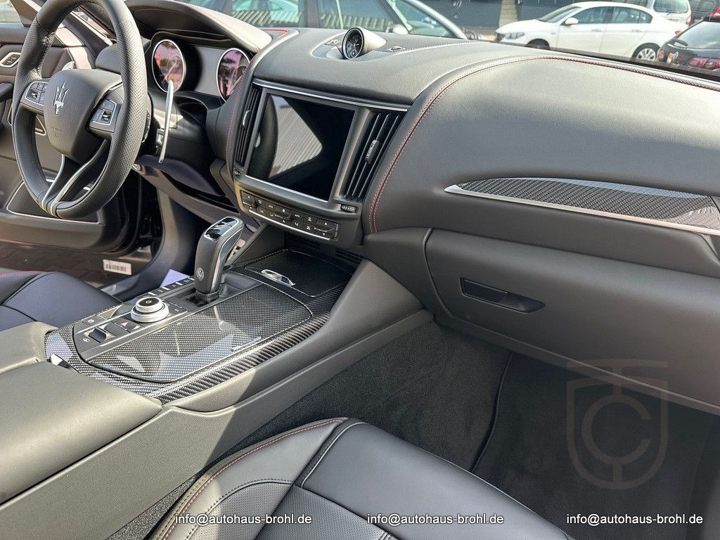 Maserati Levante 3.0 V6 430HP Modena ULTIMA Auto 4WD
