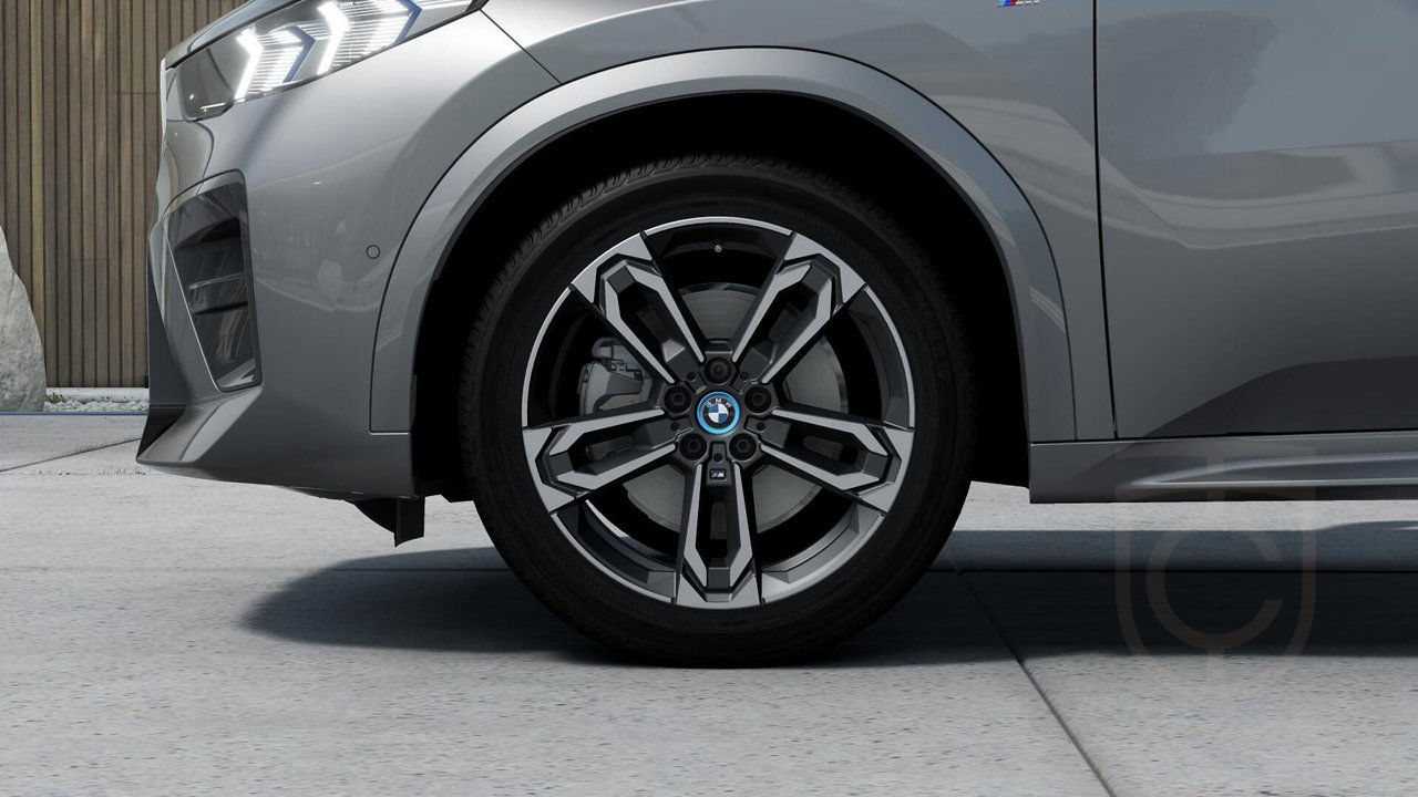BMW iX2 eDrive20 150kW 2024