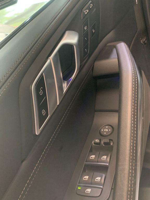BMW X6 M50 i xDrive M Sport Black Edition H&K HUD Ic