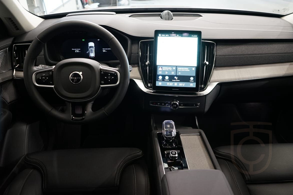 Volvo XC90 II T8 AWD