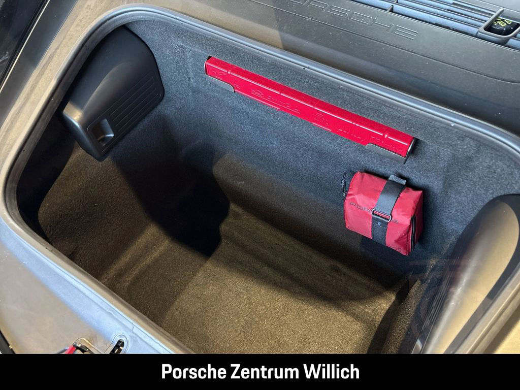 Porsche Boxster 718 BOSE Abstandstempomat Sitzheizung