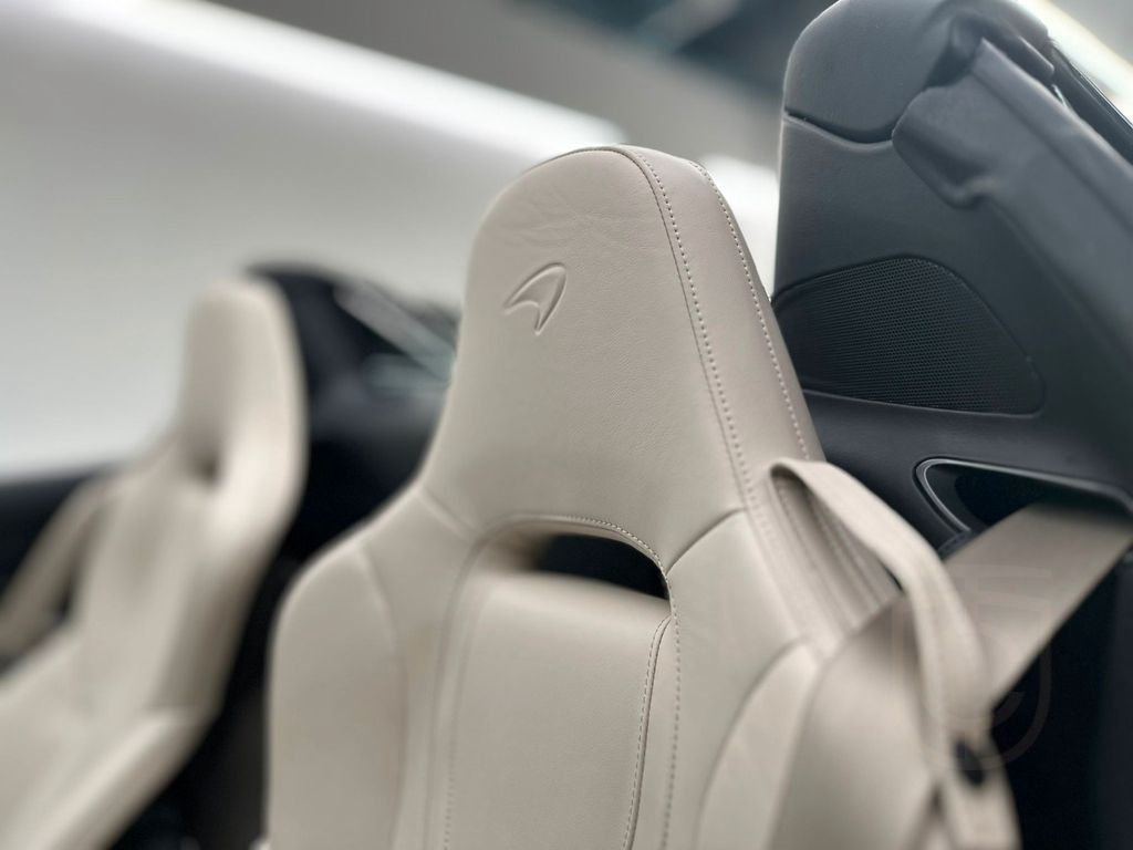 McLaren 720S Spider / Electrochromic Roof / Carbon Fibre