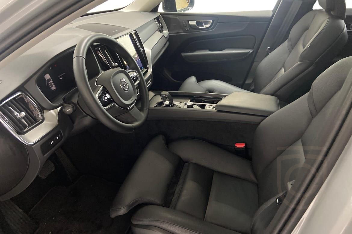 Volvo XC60 Recharge T6 II Plus Dark Edition.