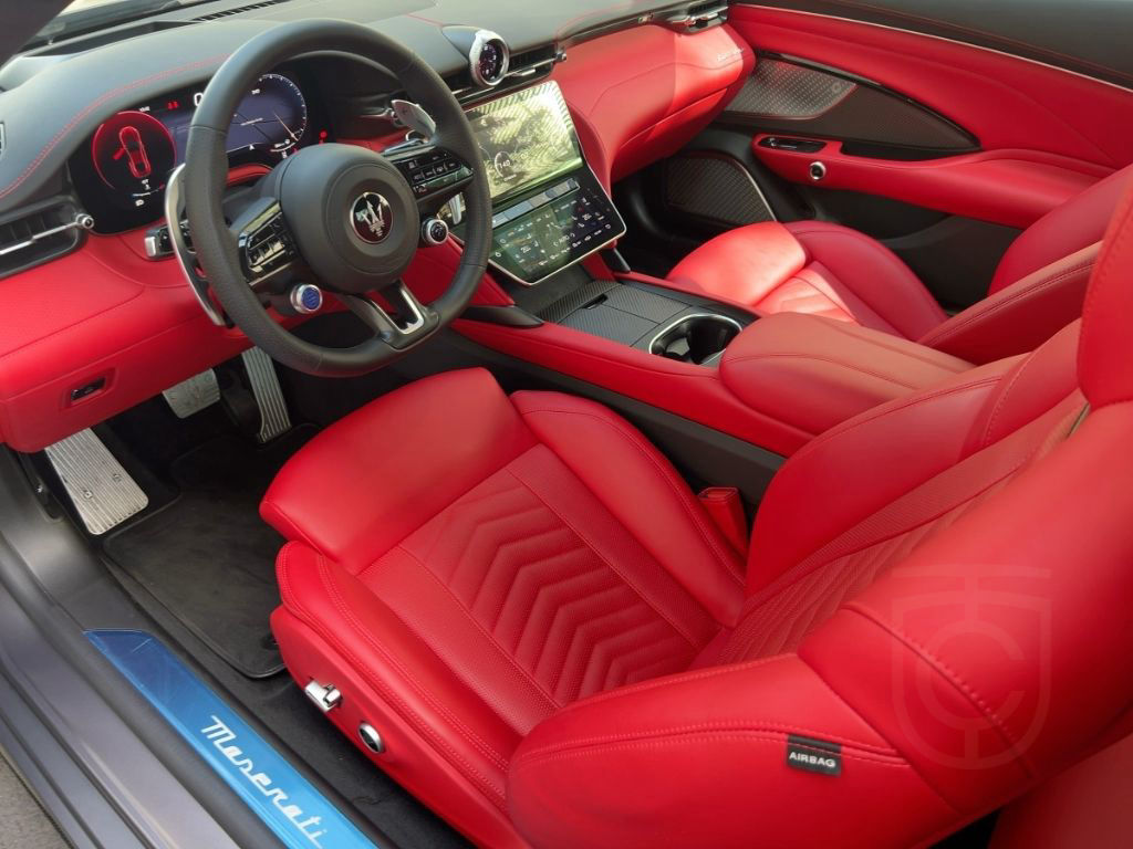 Maserati GranTurismo TROFEO MY24 550PS CARBON - MATT - VO