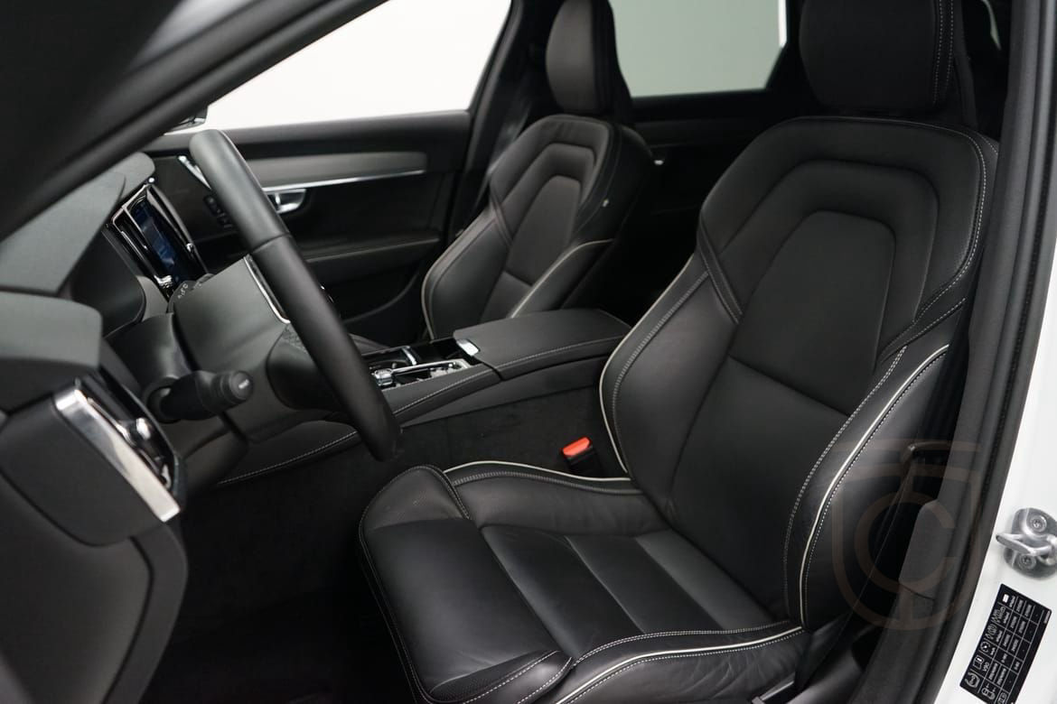 Volvo V90 T6 Plus Dark Edition